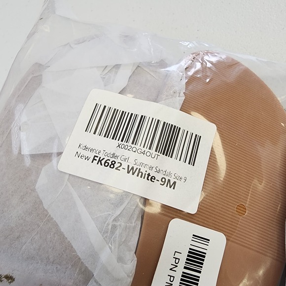 Kiderence Summer Sandals 2 Pairs Gold and White Size 9 NEW - Picture 4 of 7